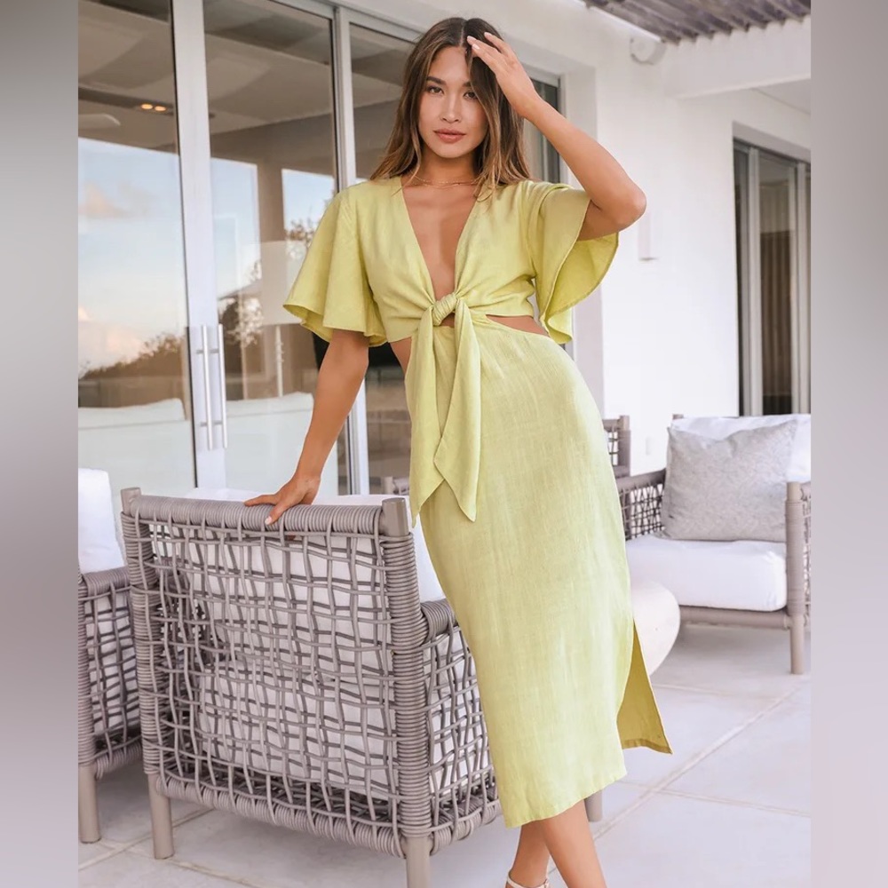 Summer Journey Light Green Tie-Front Cutout Midi Dress